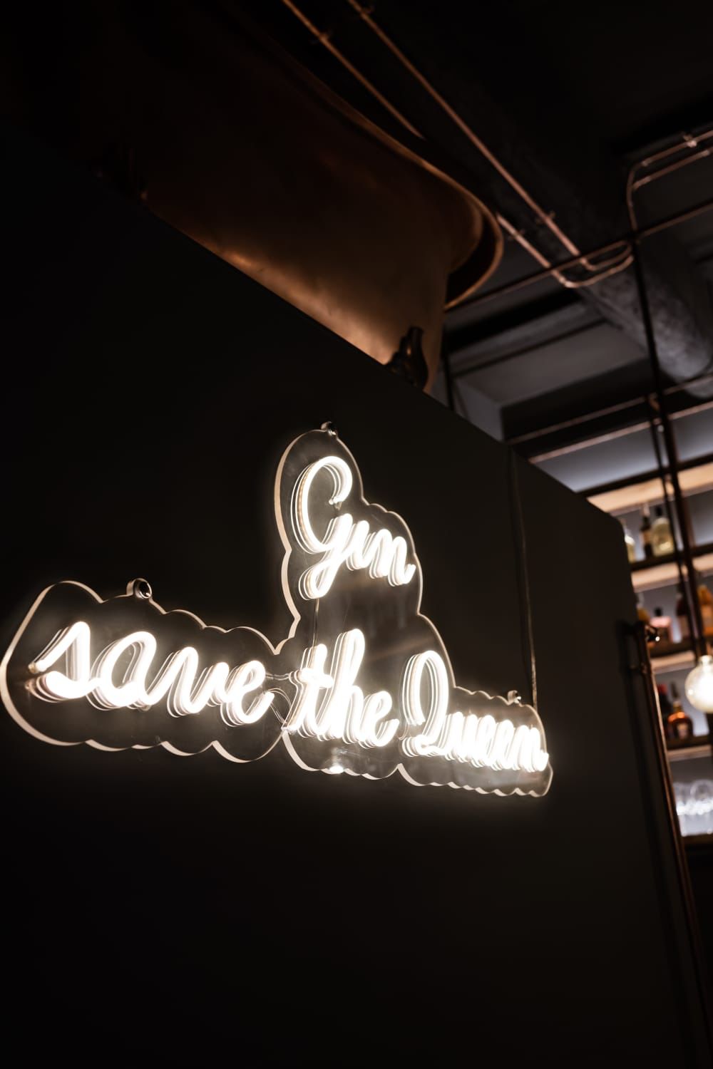 Gin save the Queen